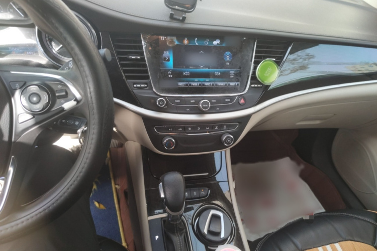 别克 威朗 2017款 三厢 15S 自动领先型局部细节16