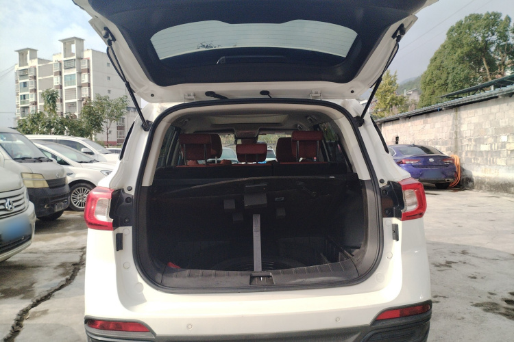 东风风行 风行T5 2018款 230T CVT智享型机舱底盘23