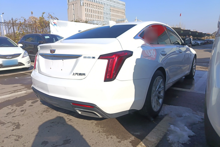 凯迪拉克CT5 2020款 28T 时尚型车身外观7