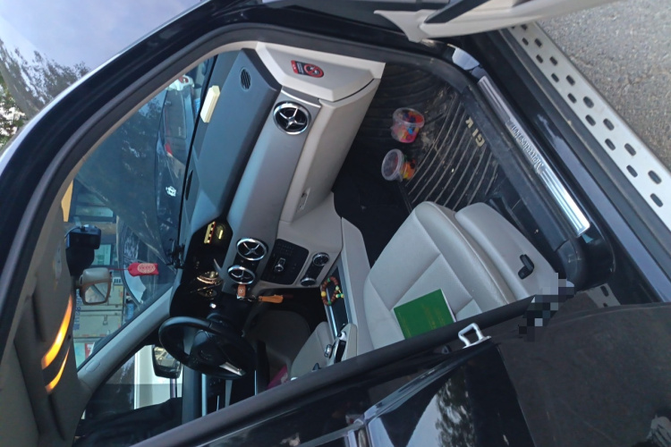 奔驰GLK级 2014款 GLK 260 4MATIC 动感型局部细节9005