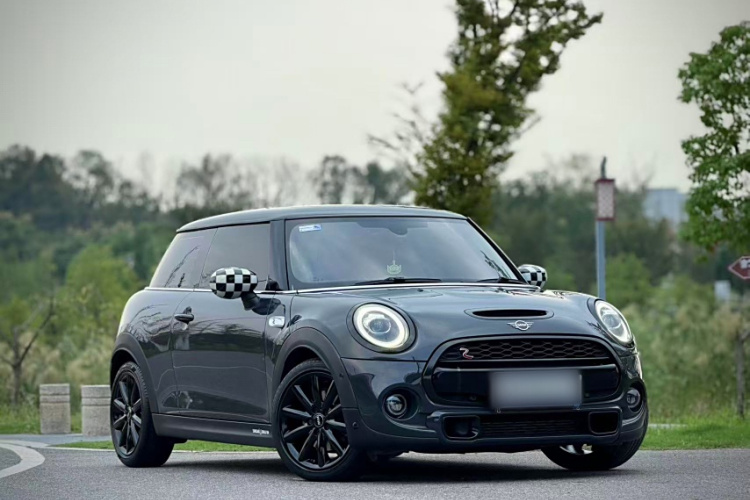 MINI 2021款 2.0T COOPER S 经典派车身外观6004