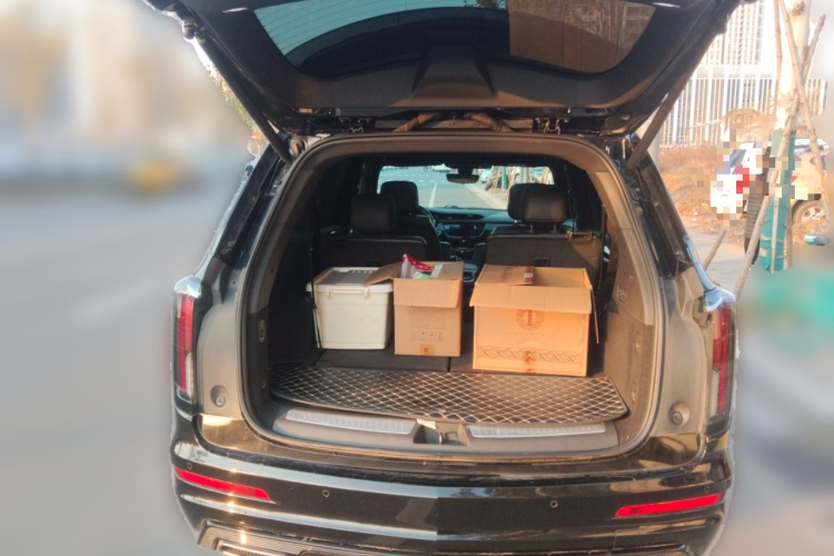 凯迪拉克XT6 2020款 28T 六座豪华型中控内饰23