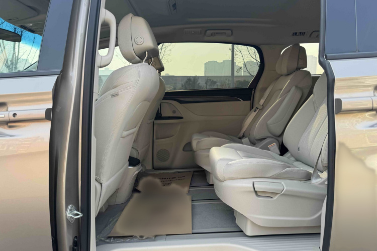 别克GL8 2023款 ES陆尊 舒适型中控内饰7004