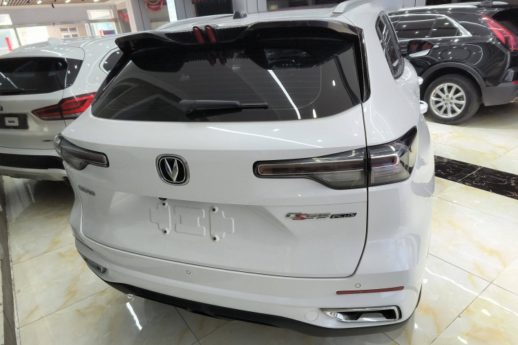 长安CS55PLUS 2022款 第二代 1.5T DCT尊贵型车身外观6004