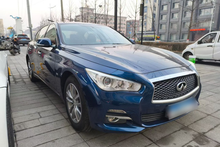 英菲尼迪Q50L 2016款 2.0T 舒适版车身外观6002
