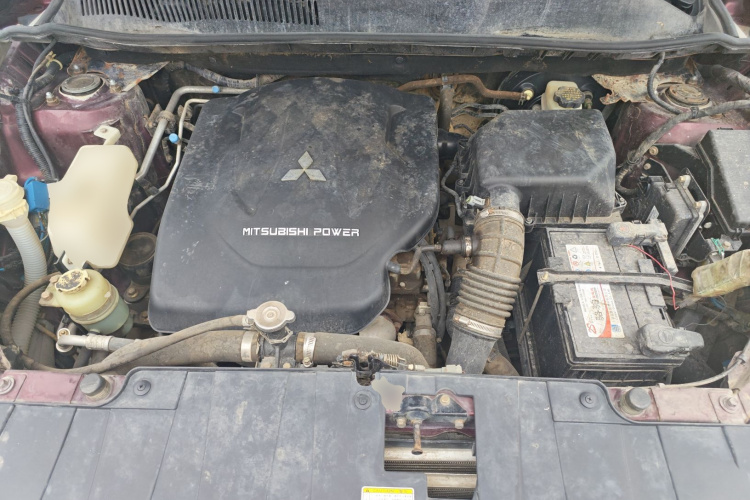 猎豹汽车 猎豹CS10 2015款 2.0T 手动至尊型机舱底盘24