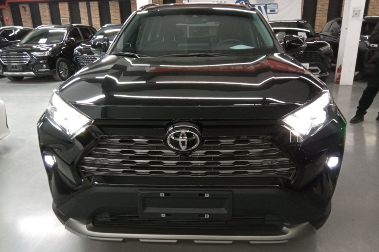 丰田 RAV4荣放 2024款 2.0L CVT两驱风尚Plus版车身外观6001