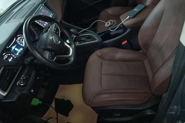 别克GL6 2019款 18T 6座互联豪华型 国VI局部细节19