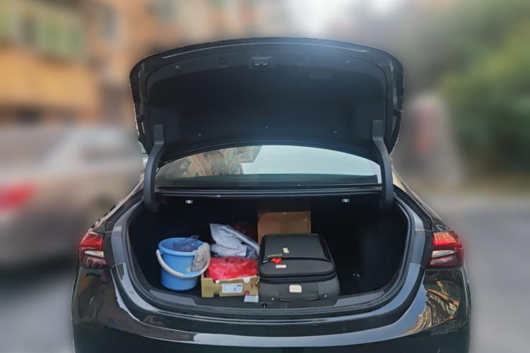 别克 君越 2021款 652T 豪华型中控内饰23