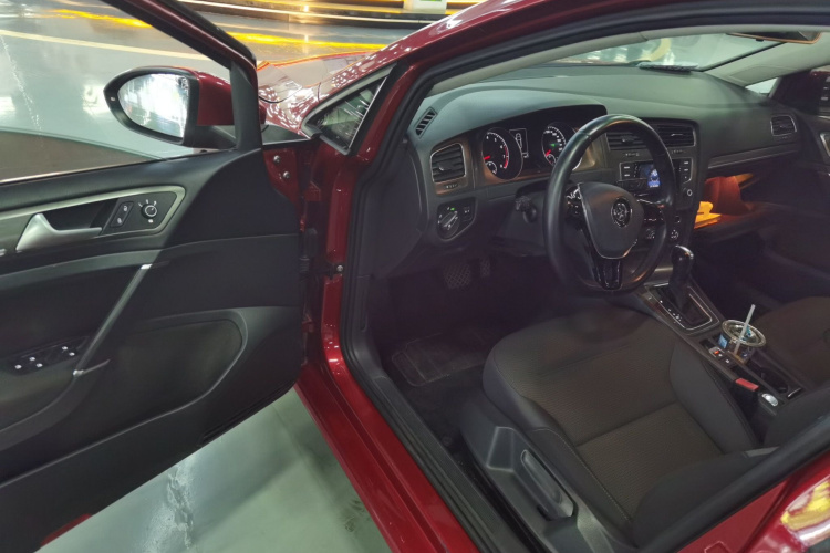 大众 高尔夫 2016款 230TSI 自动舒适型中控内饰20