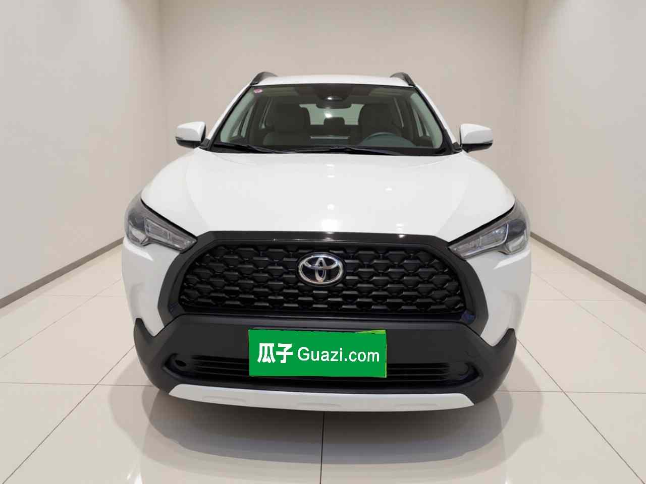 丰田 卡罗拉锐放 2024款 2.0L 智能电混双擎 先锋版(1)