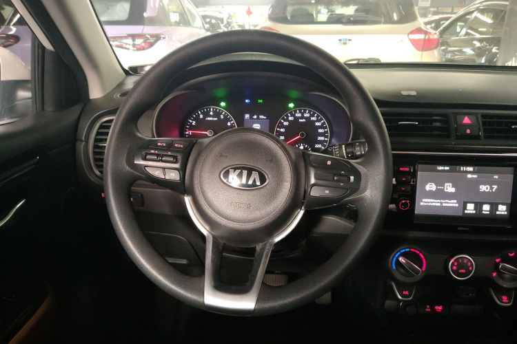 起亚 KX CROSS 2017款 1.4L AT GLS中控内饰13