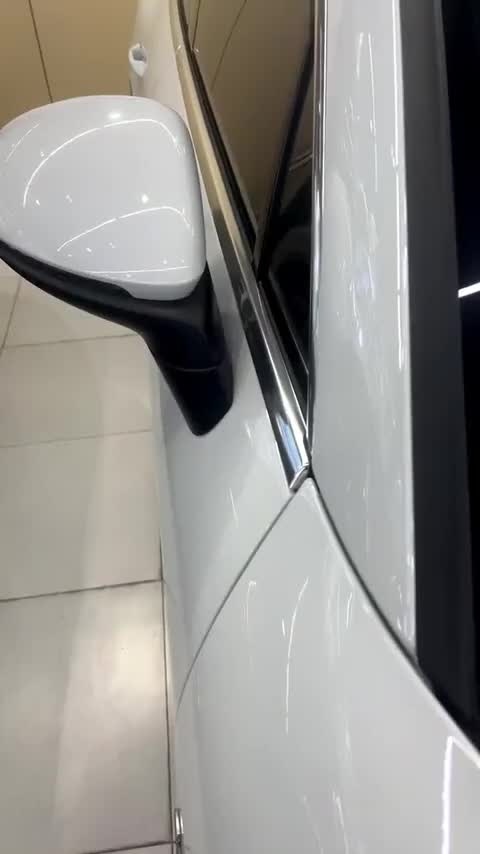 保时捷 Macan新能源 2024款 Macan 长续航版讲解1