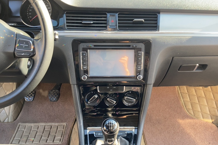 大众 宝来 2015款 质惠版 1.6L 手动舒适型中控内饰7004