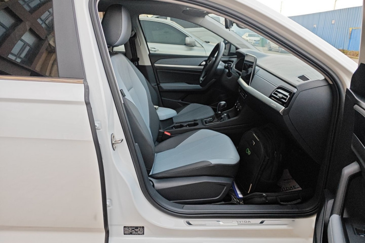 大众 朗逸 2024款 1.5L 自动五百万版局部细节41