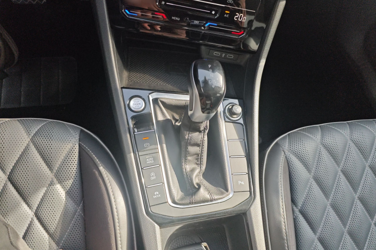 大众 速腾 2023款 300TSI DSG卓越版局部细节18