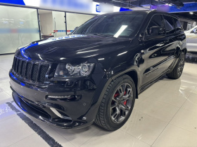 Jeep 大切诺基 SRT 2013款 6.4L SRT8 炫黑版
