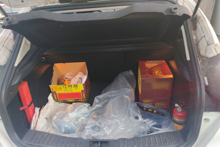 福特 福克斯 2017款 两厢 1.6L 手动舒适型智行版局部细节23