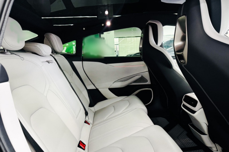 小米汽车 小米SU7 2024款 后驱超长续航高阶智驾Pro版中控内饰7008