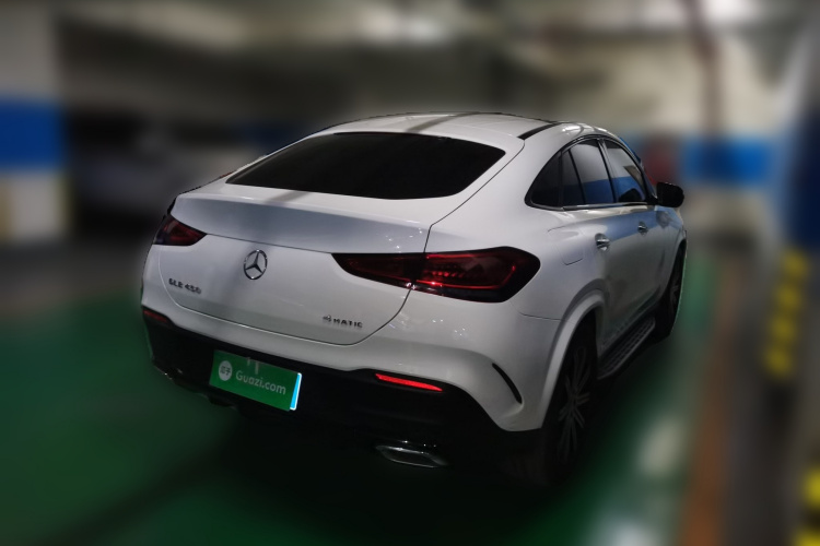 奔驰GLE轿跑 2020款 GLE 350 4MATIC 轿跑SUV 豪华型车身外观7