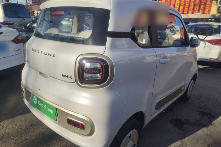 奔腾小马 2025款 222km 灵动马车身外观7