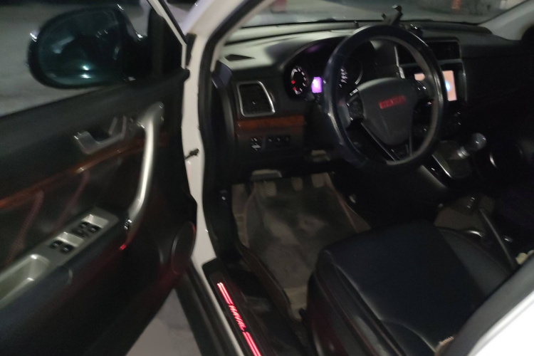 哈弗H6 2013款 运动版 1.5T 手动两驱精英型中控内饰7003