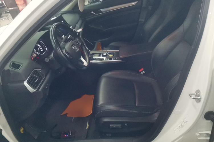 本田 英仕派 2019款 260TURBO 精致版 国VI中控内饰19