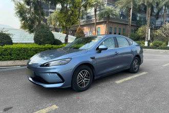 比亚迪 海豹05 DM-i 2025款 DM-i 智驾版 120KM旗舰型