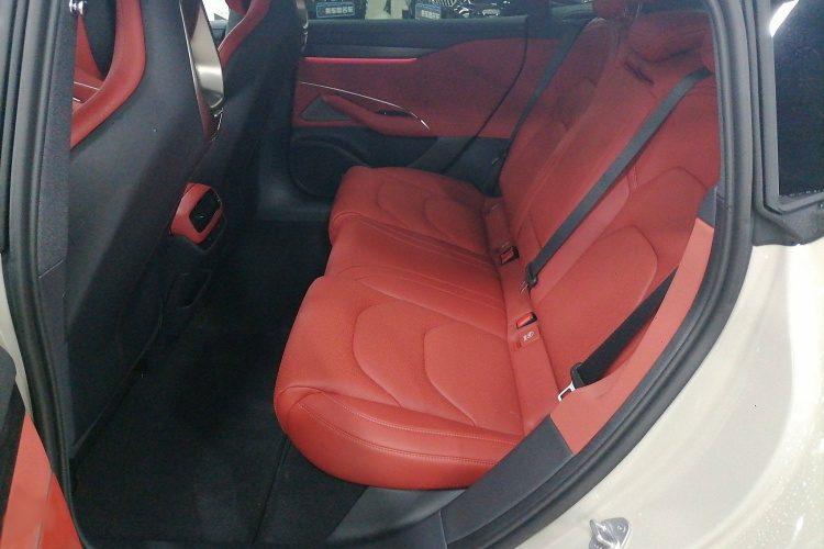 小米汽车 小米SU7 2024款 后驱长续航智驾版中控内饰7004