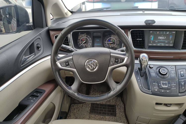 别克GL8 2018款 28T 豪华型 国VI局部细节13