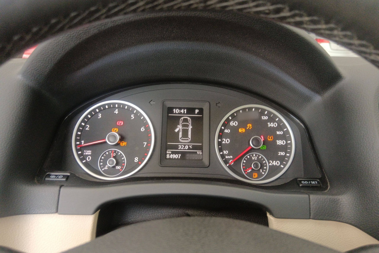 大众 途观 2015款 1.8TSI 自动两驱舒适版局部细节14