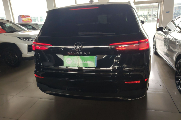 大众 威然 2023款 改款 380TSI 尊驰版车身外观6