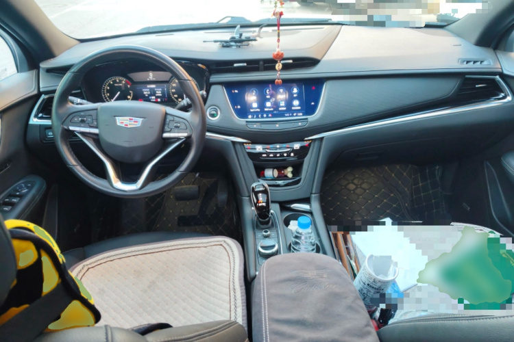 凯迪拉克XT6 2020款 28T 六座四驱风尚型中控内饰12