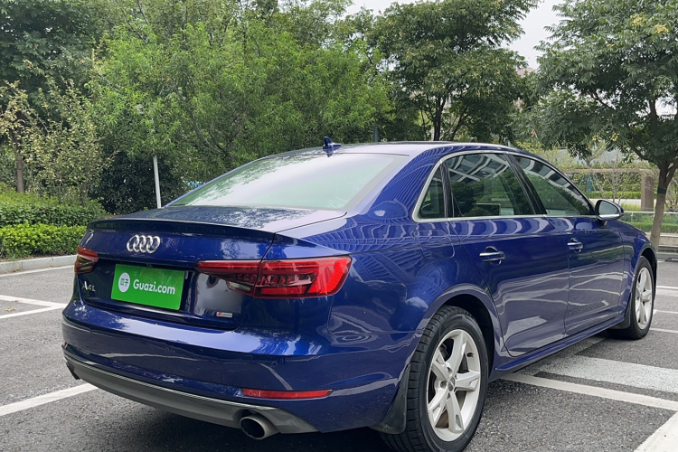 奥迪A4L 2017款 Plus 40 TFSI 进取型车身外观6005