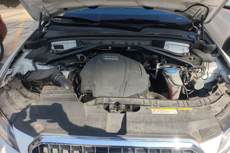 奥迪Q5 2017款 Plus 40 TFSI 进取型局部细节24