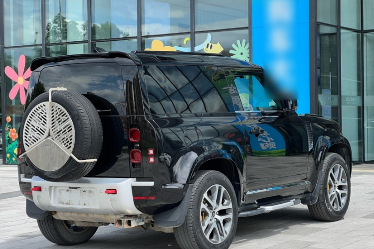 路虎卫士 2023款 90 3.0T P400 XS车身外观6002