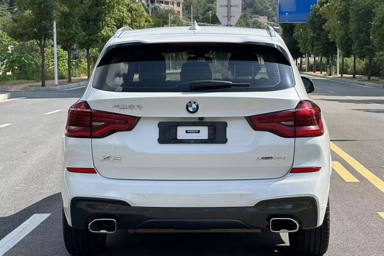 宝马X3 2020款  xDrive28i M运动套装车身外观6006
