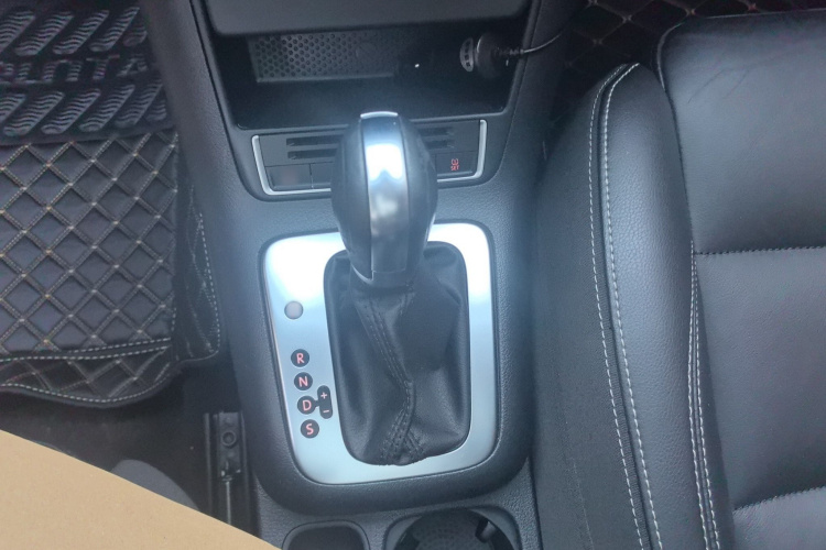 大众 途观 2017款 300TSI 自动两驱丝绸之路舒适版局部细节18