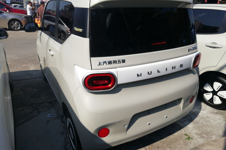 五菱汽车 宏光MINIEV 2024款 第三代 215km 青春版车身外观6003