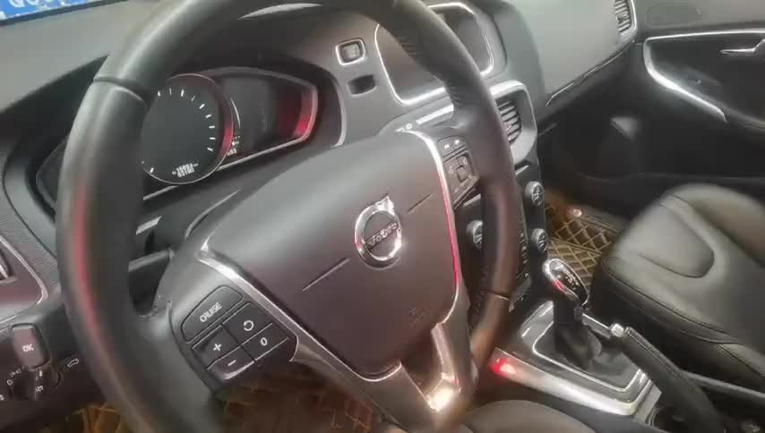 沃尔沃XC60 2021款 T5 四驱智远豪华版实拍1