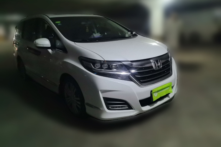 本田 艾力绅 2016款 2.4L 风尚版车身外观3