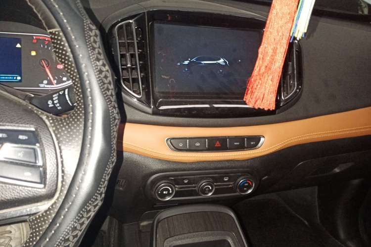 奇瑞 瑞虎7 2016款 1.5T 手动耀目版中控内饰7002