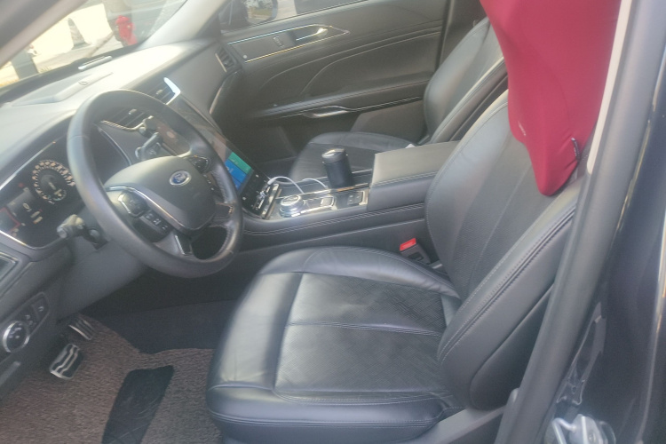 福特 金牛座 2019款 EcoBoost 245 尊享版中控内饰19