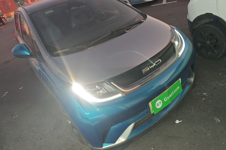 比亚迪 海豚 2023款 401km 骑士版车身外观3