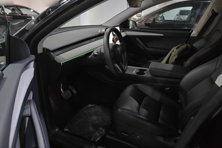 特斯拉 Model Y 2024款 后轮驱动版局部细节19