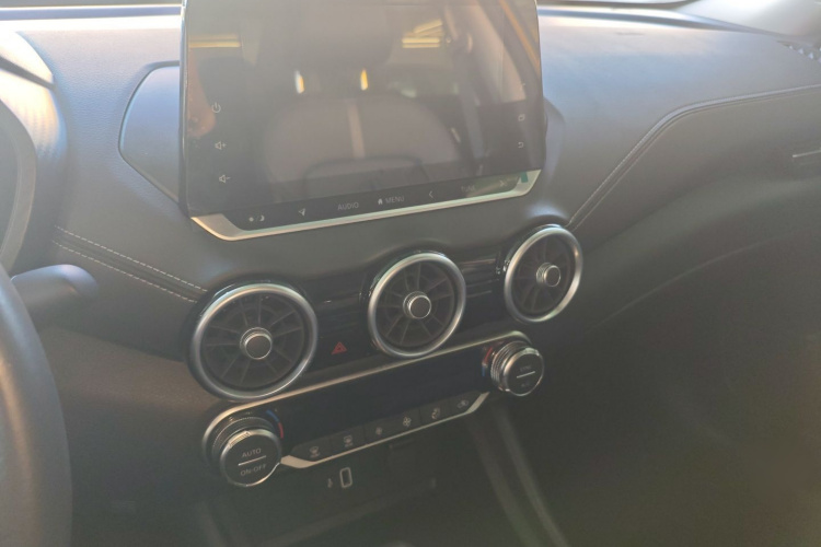 日产 轩逸 2022款 1.6L XL CVT悦享版局部细节16