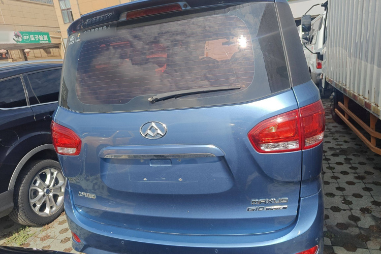 上汽大通MAXUS 大通G10 2018款 PLUS 2.0T 自动精英版车身外观6