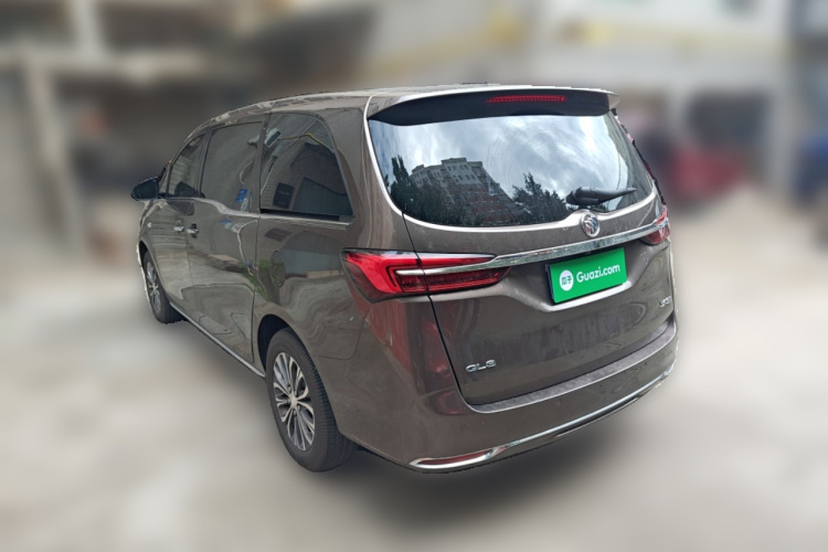 别克GL8 2023款 改款 陆上公务舱 豪华型车身外观6003