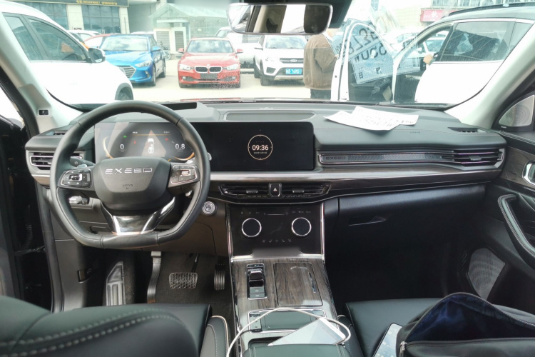 星途揽月 2021款 400T 四驱星尊Pro版 7座中控内饰12