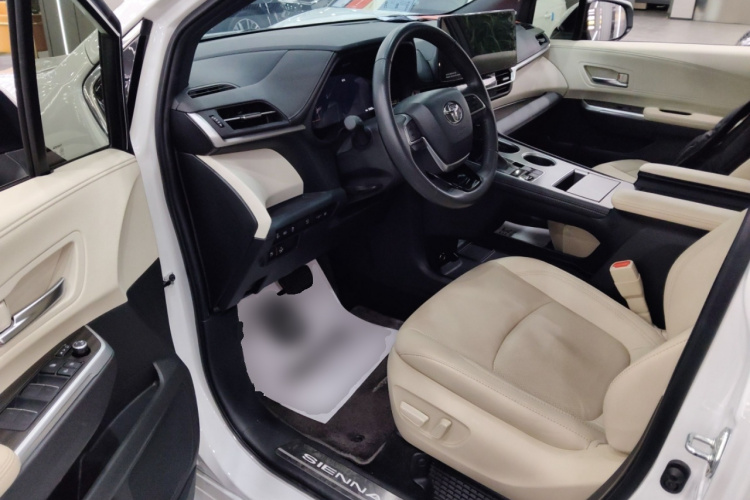 丰田 赛那SIENNA 2021款 2.5L混动 至尊版中控内饰20